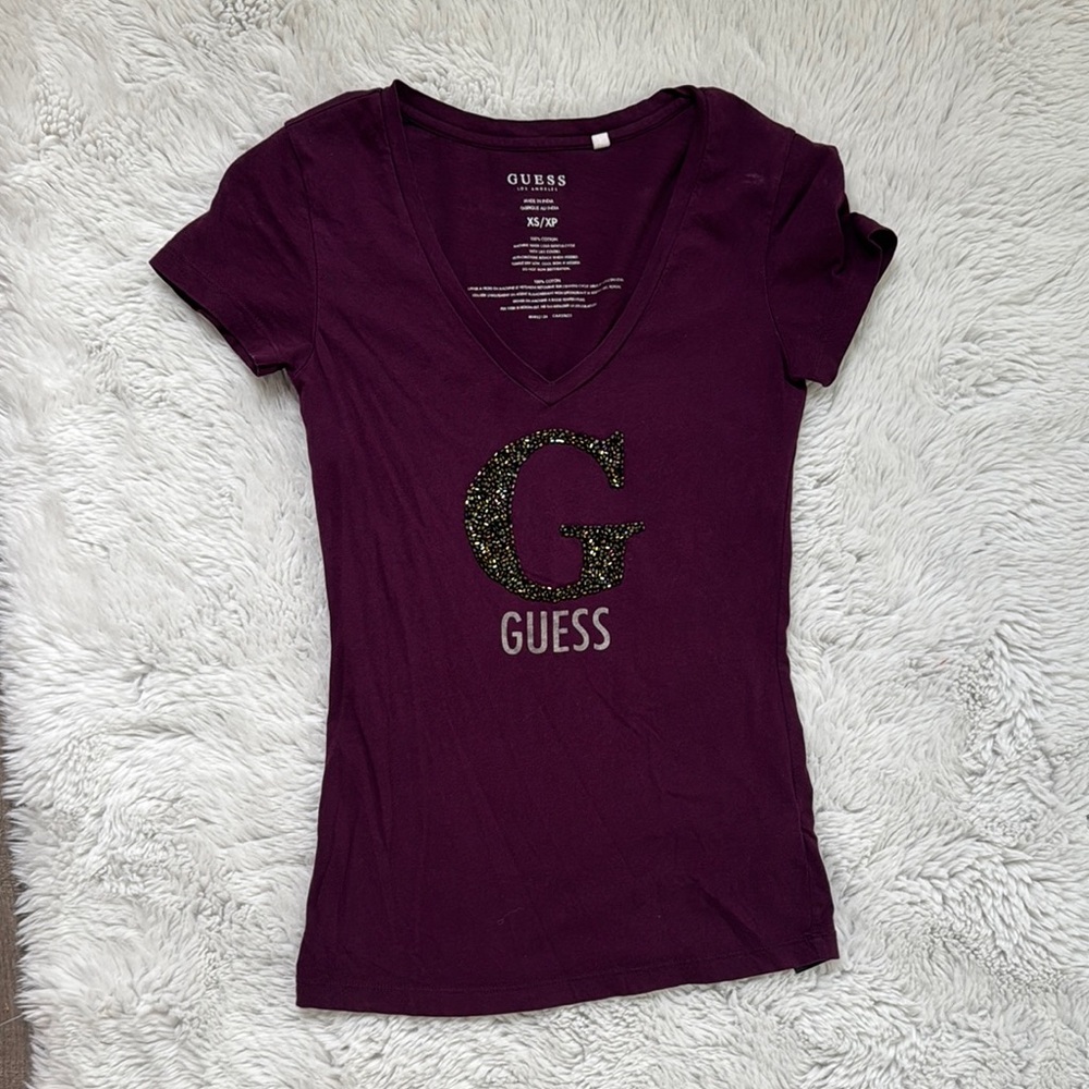 Guess Women's Purple V-Neck Top
